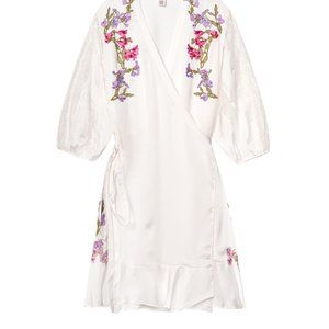Victoria's Secret Foral Embroidered Robe Size XS/S *Brand New*